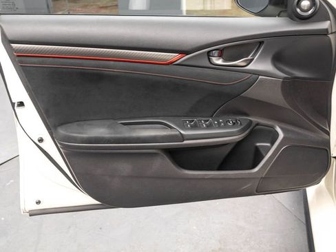 Used 2019 Honda Civic Type R image 22