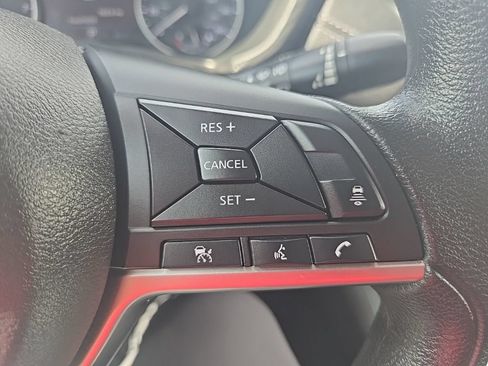 Used 2024 Nissan Sentra SV FWD image 16