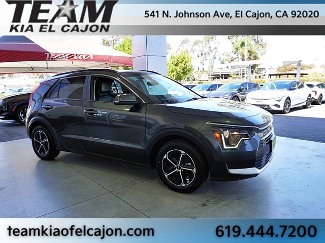 Certified 2025 Kia Niro EX FWD image 10