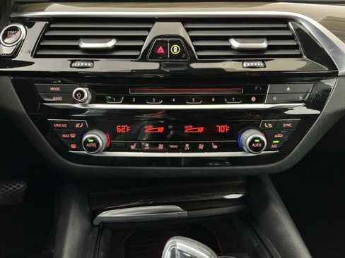 Used 2018 BMW 540i RWD image 12