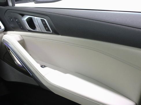Used 2020 BMW X6 sDrive40i w/ Premium Package RWD image 50