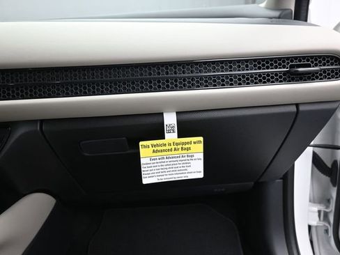 Certified 2026 Honda HR-V LX image 23