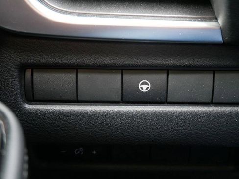 Certified 2022 Nissan Rogue SV image 27