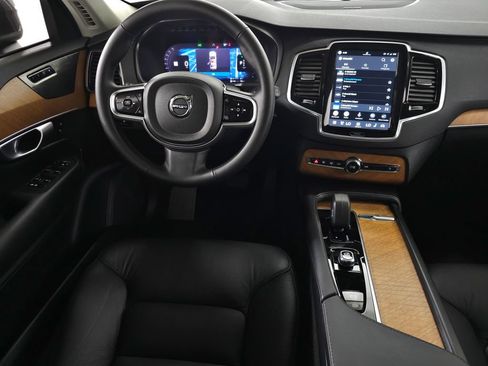 Certified 2024 Volvo XC90 T8 Plus w/ Protection Package Premier AWD/4WD image 21