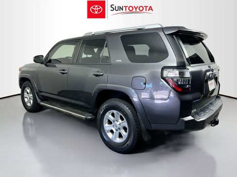 Used 2018 Toyota 4Runner SR5 image 6