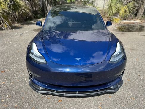 Used 2020 Tesla Model 3 Standard Range image 4
