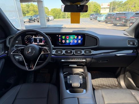 Used 2025 Mercedes-Benz GLE 450 4MATIC image 12