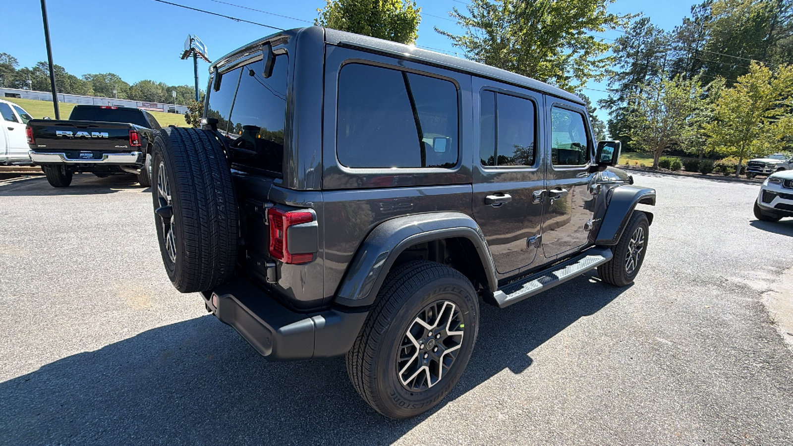 New 2027 Jeep Wrangler Unlimited Sahara AWD/4WD image 8