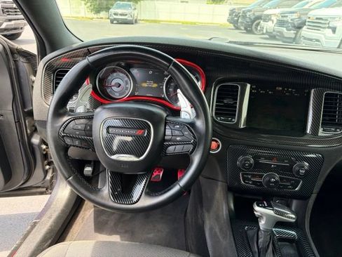 Used 2016 Dodge Charger R/T RWD image 18