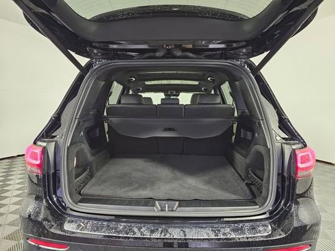 Used 2022 Mercedes-Benz GLB 250 4MATIC image 17