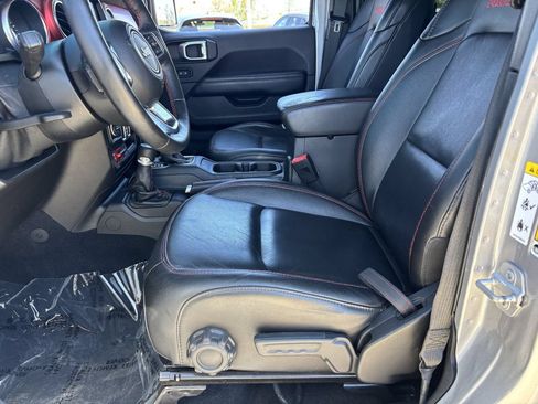 Used 2019 Jeep Wrangler Unlimited Rubicon AWD/4WD image 17