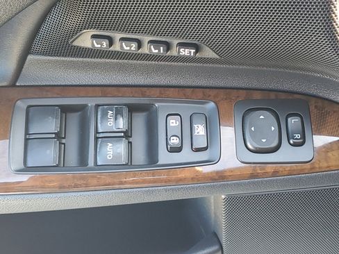 Used 2012 Lexus IS 250C image 9