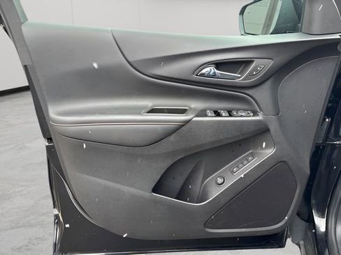 Used 2024 Chevrolet Equinox Premier AWD/4WD image 22