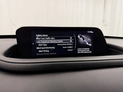 Used 2023 MAZDA CX-30 AWD 2.5 S w/ Select Package image 16