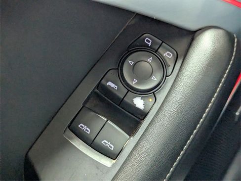 Used 2020 Chevrolet Camaro SS image 18