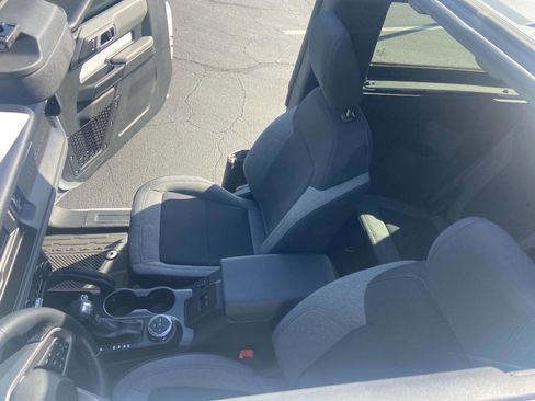 Used 2023 Ford Bronco Big Bend image 19