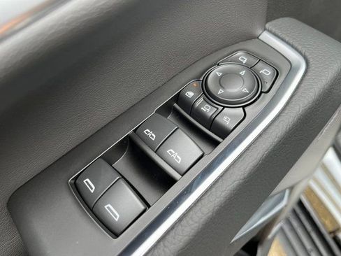 New 2026 GMC Sierra 3500 Denali w/ Denali Reserve Package image 10