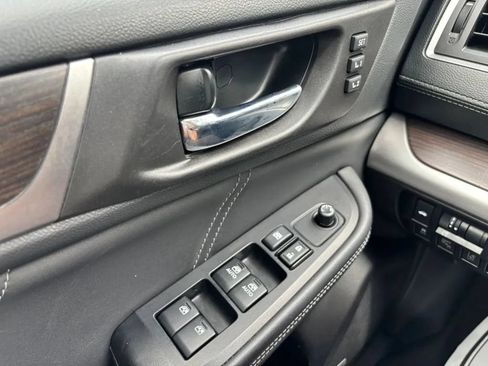 Used 2018 Subaru Legacy 3.6R Limited AWD/4WD image 19