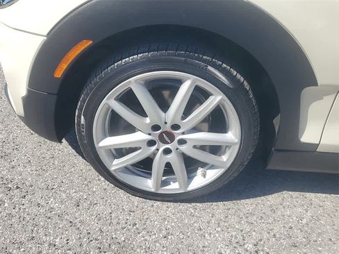 Used 2017 MINI Cooper Clubman S image 5