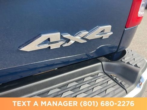 Used 2024 RAM 3500 Tradesman w/ Chrome Appearance Group AWD/4WD image 12