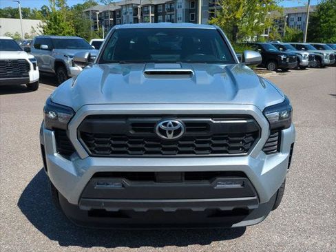 Certified 2024 Toyota Tacoma TRD Sport RWD image 9