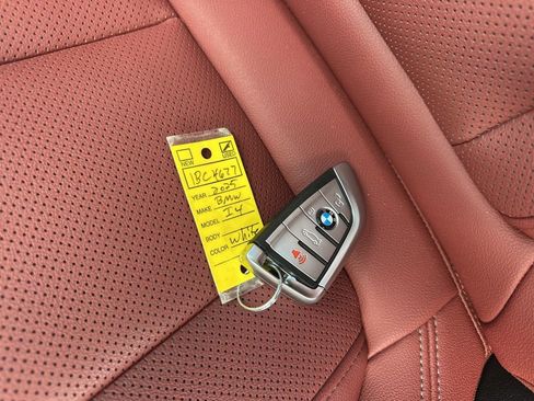 Used 2025 BMW i4 eDrive40 image 37