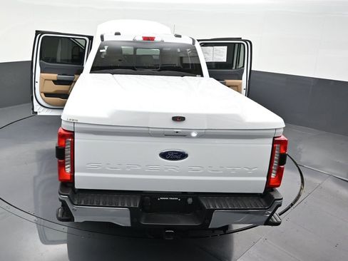Used 2023 Ford F250 Lariat w/ Lariat Ultimate Package AWD/4WD image 35