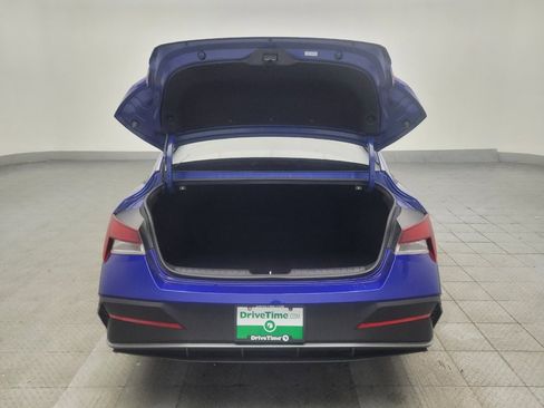 Used 2025 Hyundai Elantra Sport FWD image 29