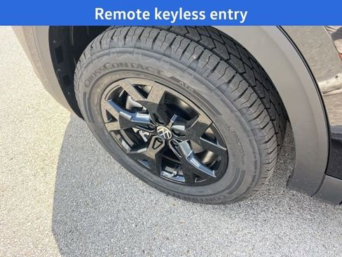 New 2026 Volkswagen Atlas Peak Edition image 5