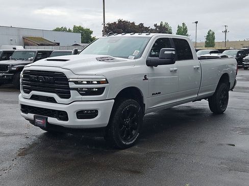 New 2026 RAM 2500 Laramie w/ Night Edition AWD/4WD image 3
