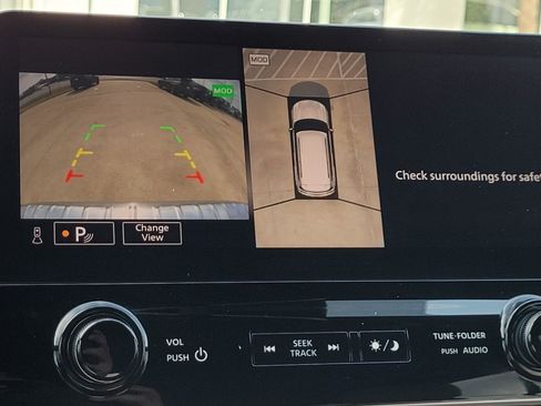 Used 2024 INFINITI QX80 Sensory image 21