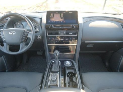 Certified 2023 INFINITI QX80 Premium Select w/ Cargo Package AWD/4WD image 18