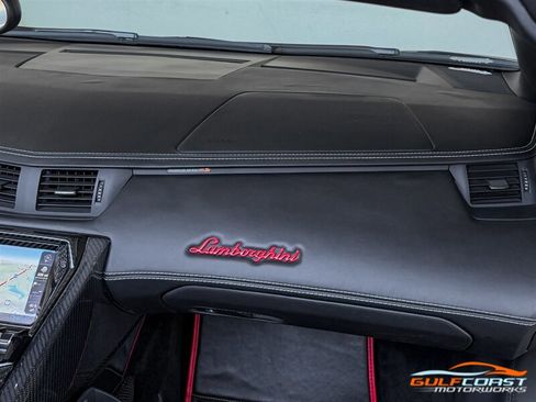 Used 2017 Lamborghini Aventador LP 700-4 AWD/4WD image 33