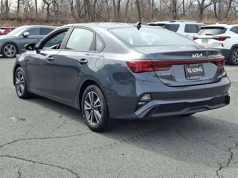 Used 2024 Kia Forte LXS image 7