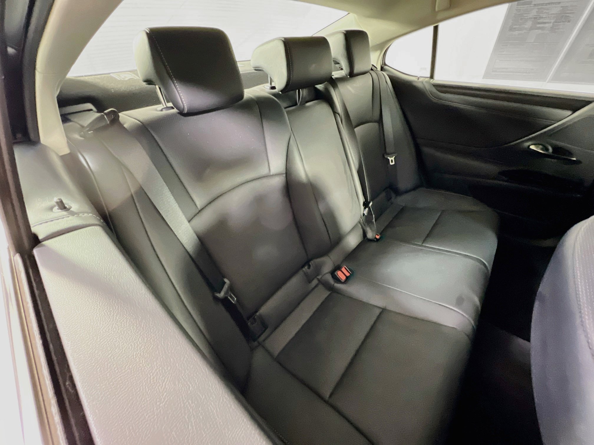 Used 2024 Lexus ES 350 w/ Premium Package FWD image 26