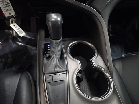 Certified 2024 Toyota Camry SE image 21