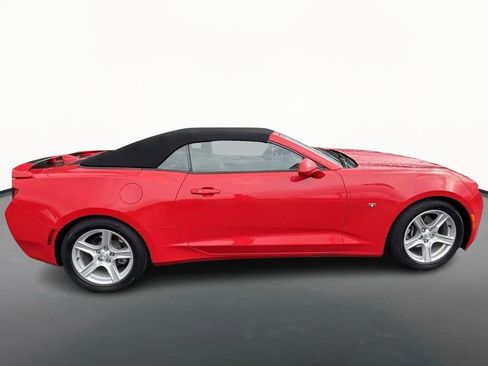 Used 2017 Chevrolet Camaro LT image 5