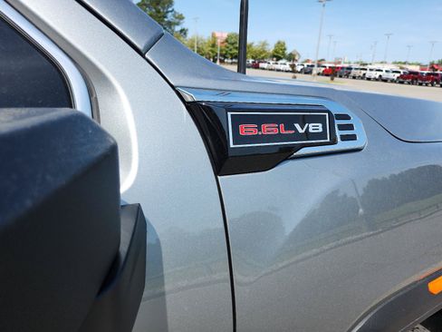 New 2026 GMC Sierra 2500 SLE w/ SLE Value Package; AWD/4WD image 8