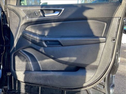 Used 2021 Ford Edge SEL w/ Cargo Accessory Package image 11