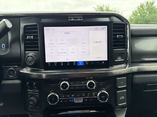New 2026 Ford F350 Lariat w/ Black Appearance Package AWD/4WD image 18