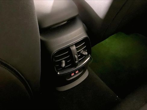 Certified 2024 MINI Cooper Clubman S AWD/4WD image 33
