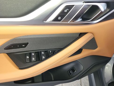 Used 2025 BMW i4 eDrive40 w/ Premium Package RWD image 31