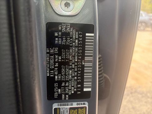 Used 2025 Kia Sportage LX FWD image 25