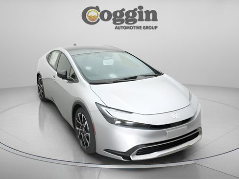 New 2025 Toyota Prius Plug-In Hybrid image 27