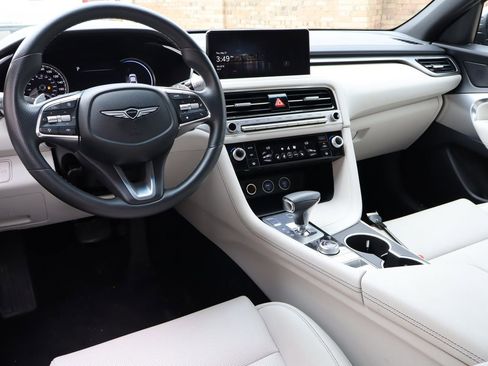 Used 2025 Genesis G70 2.5T AWD/4WD image 4