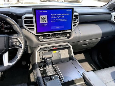 Used 2023 Toyota Sequoia Platinum image 9