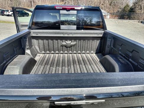 New 2026 Chevrolet Silverado 1500 High Country w/ Technology Package AWD/4WD image 27