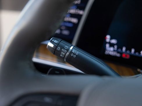 Used 2024 Cadillac Escalade Sport Platinum w/ Heavy-Duty Trailer Package image 41