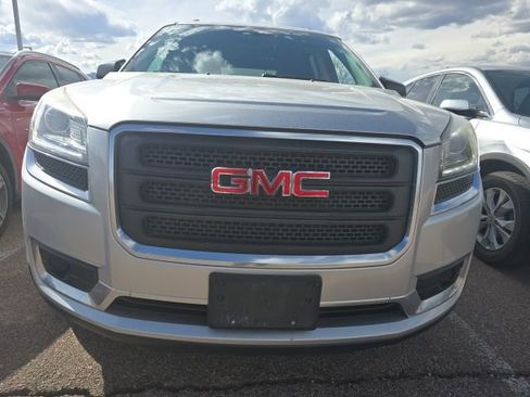 Used 2015 GMC Acadia SLE image 2
