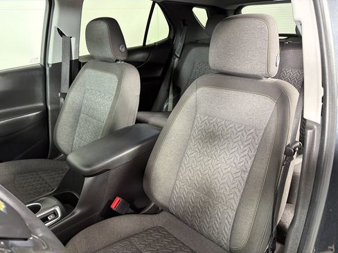 Used 2023 Chevrolet Equinox LT AWD/4WD image 11